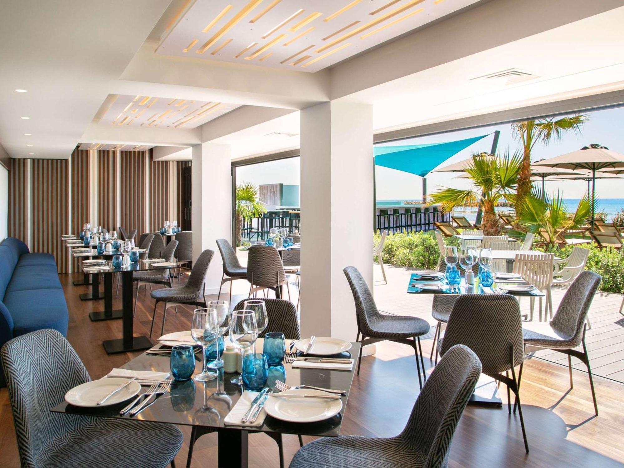 Mercure Larnaca Beach Resort Εξωτερικό φωτογραφία