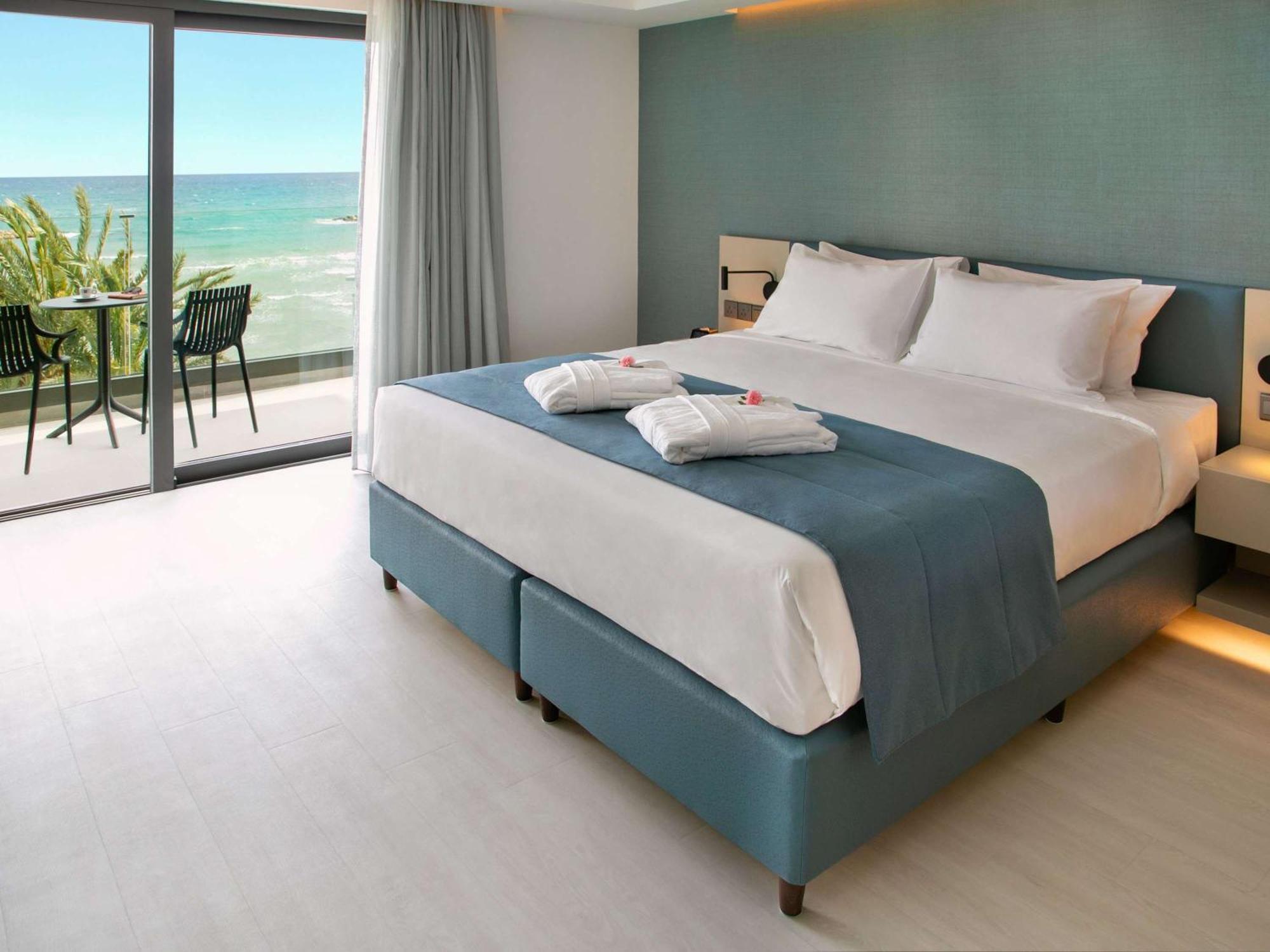 Mercure Larnaca Beach Resort Εξωτερικό φωτογραφία