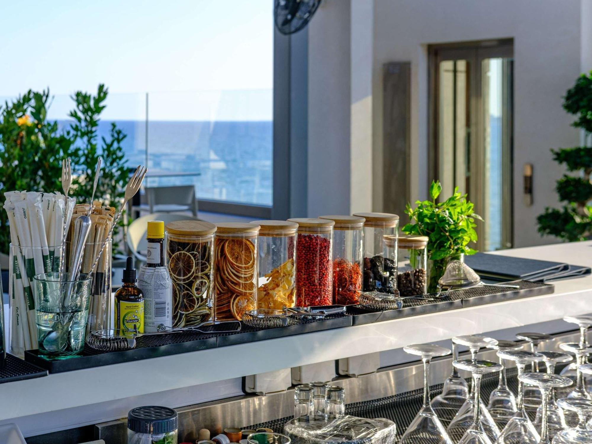 Mercure Larnaca Beach Resort Εξωτερικό φωτογραφία