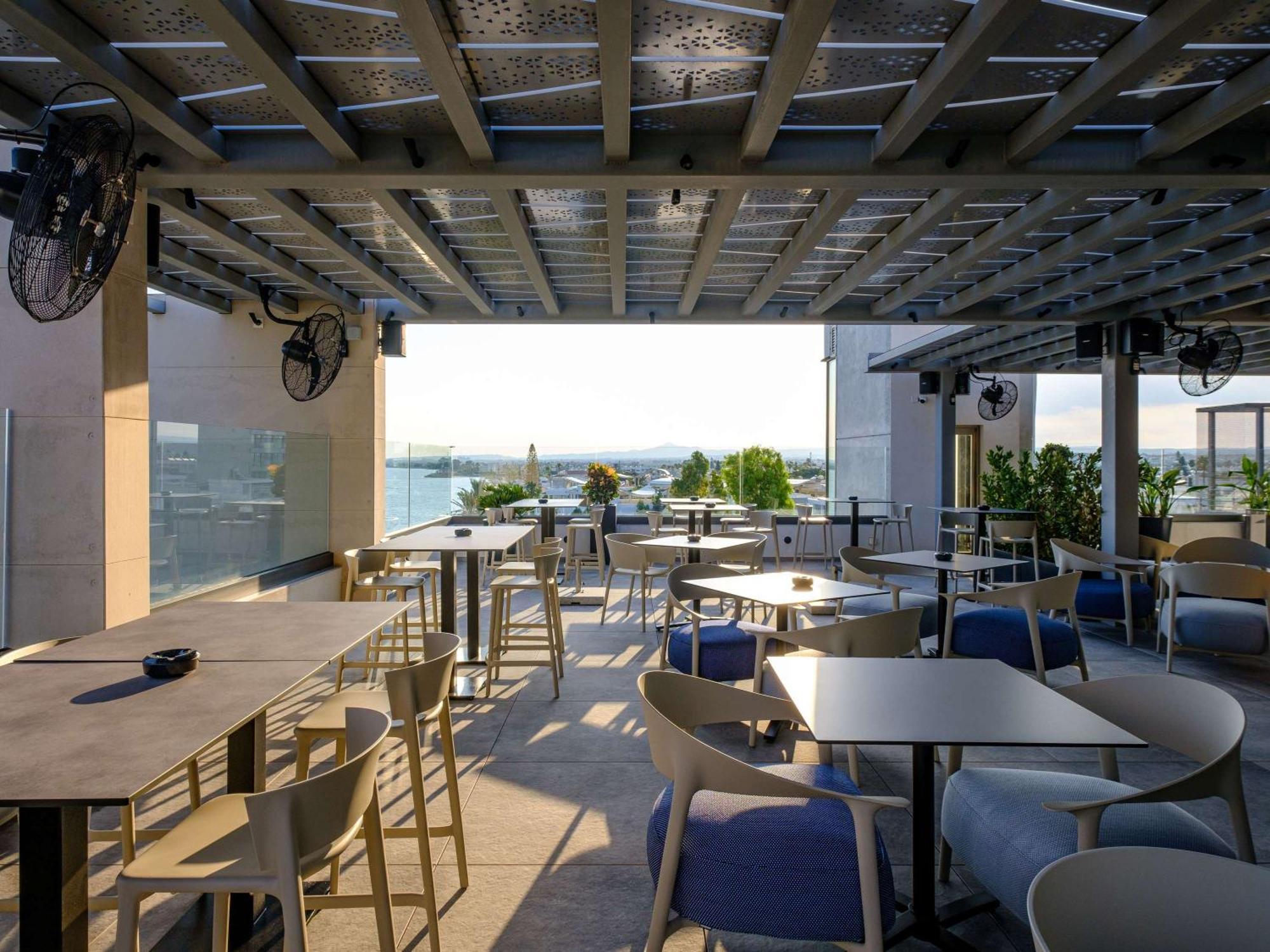 Mercure Larnaca Beach Resort Εξωτερικό φωτογραφία